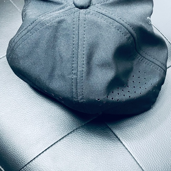 Adidas Climalite Hat - Picture 3 of 3